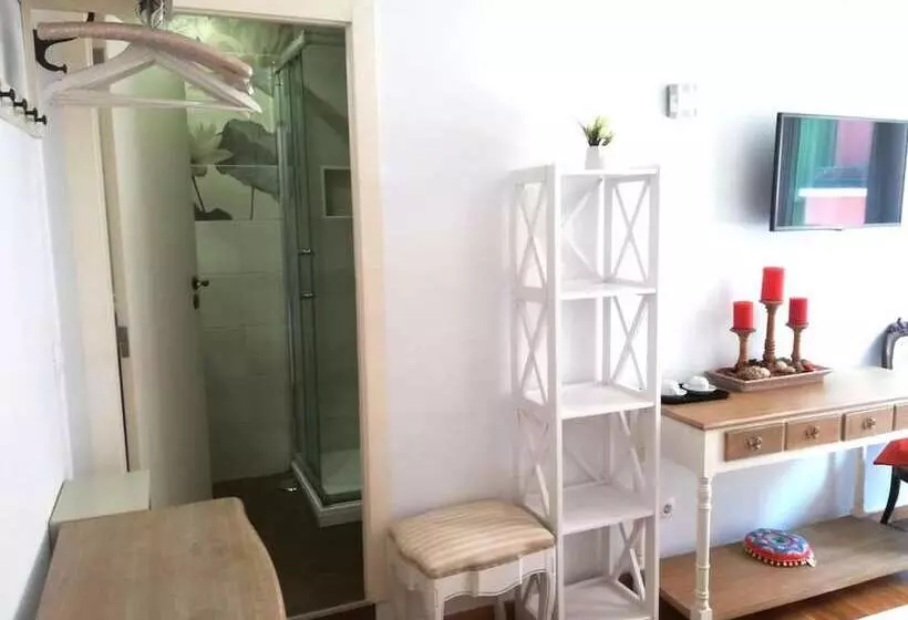 Fotos del hotel Lisbon Terrace Suites Large Groups Apartment:  14