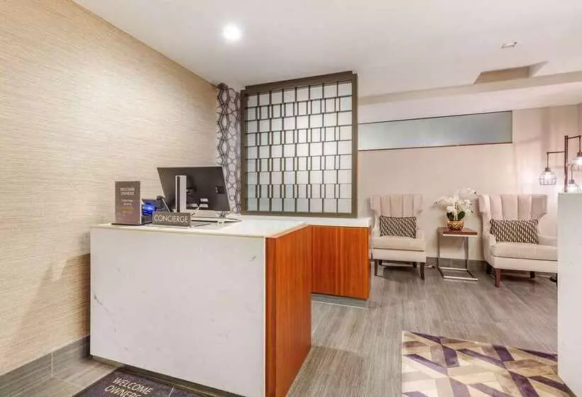 Fotos del hotel The District By Hilton Club:  11