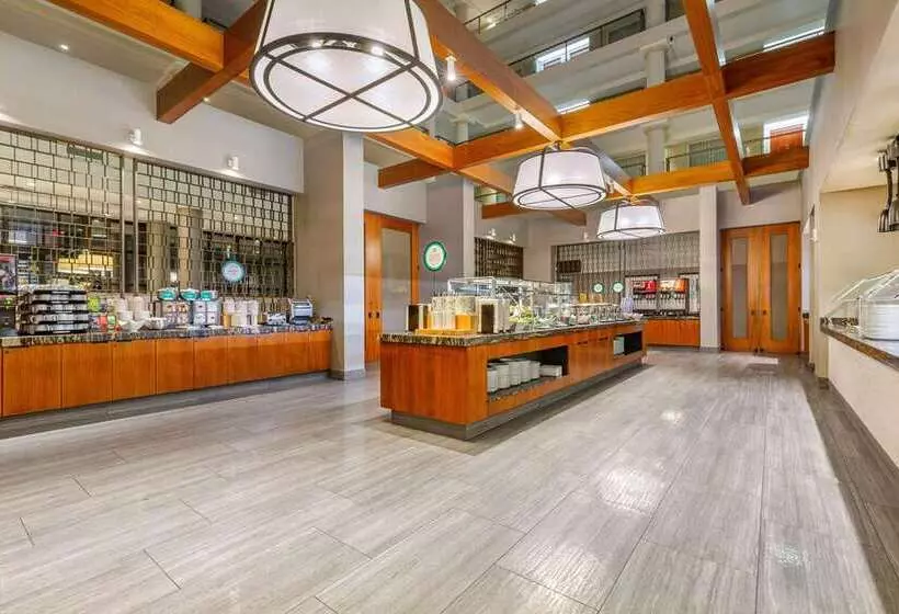Fotos del hotel The District By Hilton Club:  13