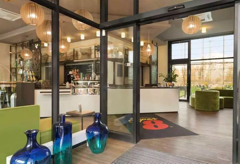 Fotos del hotel Super 8 By Wyndham Munich City West:  19