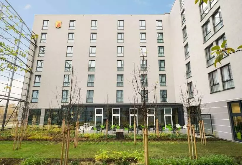 Fotos del hotel Super 8 By Wyndham Munich City West:  8