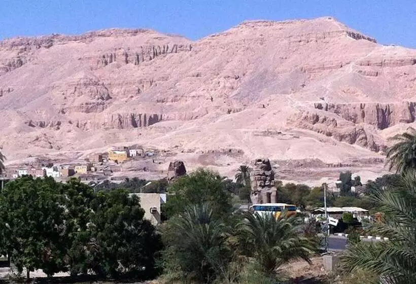 Fotos del hotel New Memnon:  10