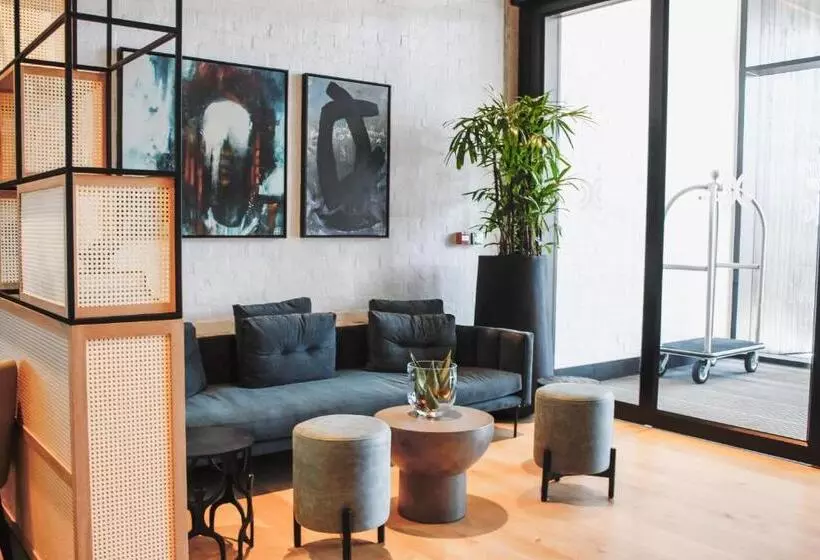 Fotos del hotel Century City  Urban Square:  12