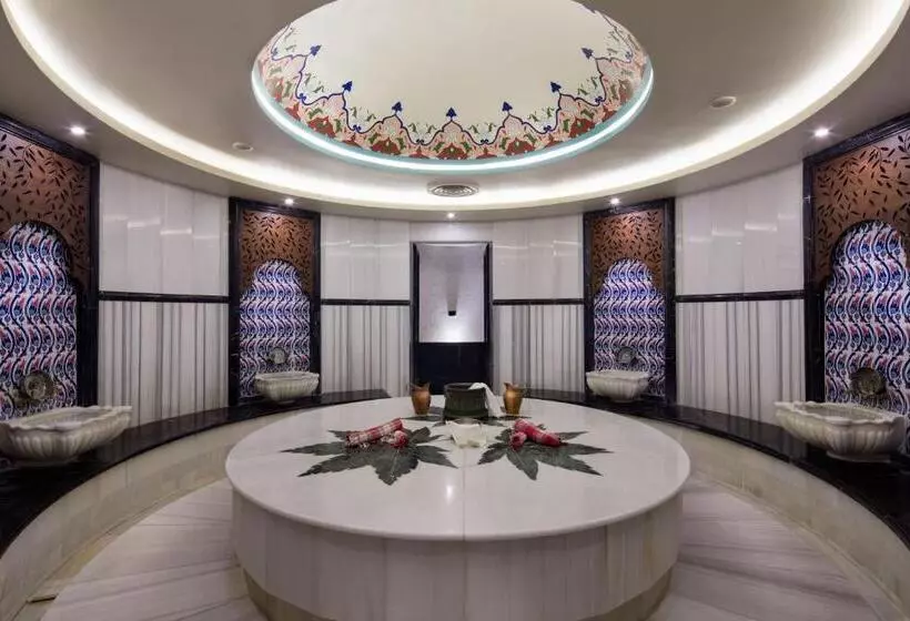 Fotos del hotel Merit Royal Premium Hotel  All Inclusive:  4