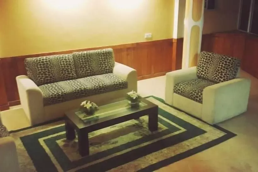 Fotos del hotel The Queensburry City:  18