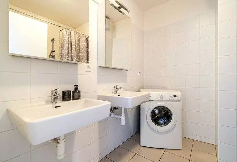 Fotos del hotel Keybox Checkin Apartments By Ambiente:  14