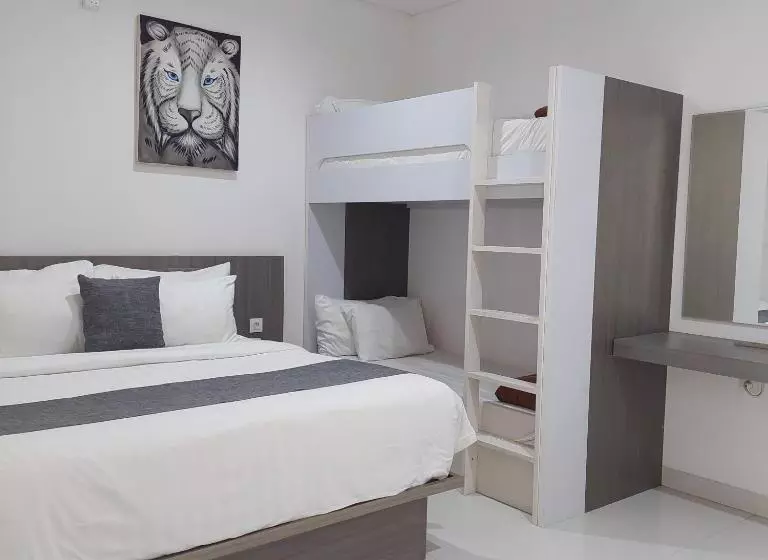 Fotos del hotel Harmony Beach Suite:  7