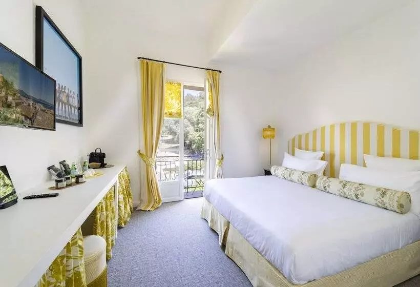 Fotos del hotel Hôtel Le Y:  18