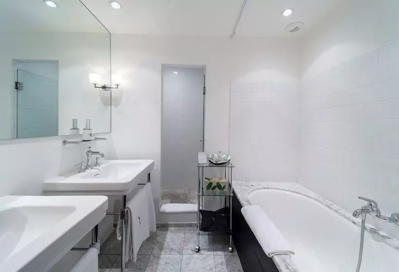 Fotos del hotel Hôtel Le Y:  14
