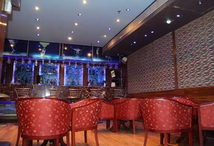 Fotos del hotel The Bigboss:  11