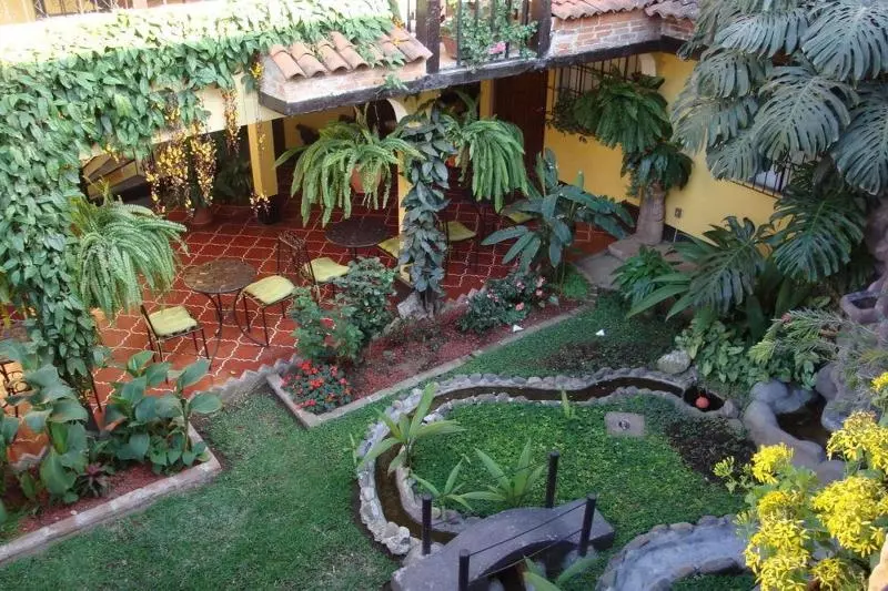 Fotos del hotel Las Camelias Inn By Ahs:  14