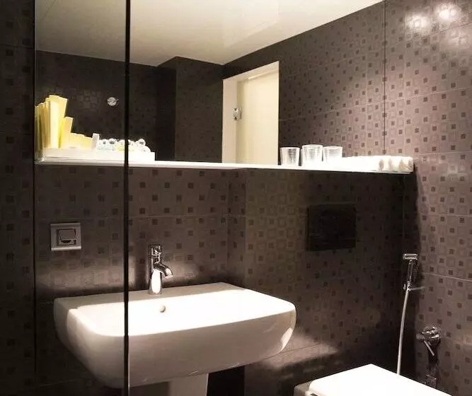Fotos del hotel Nova  Yerevan:  9