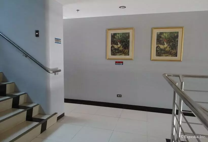 Fotos del hotel The Peridot Suites:  16
