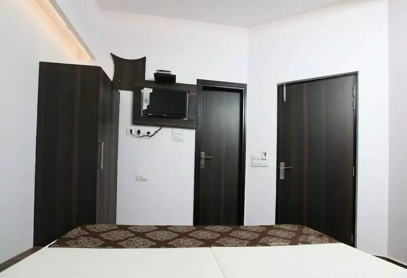 Fotos del hotel Oyo Rooms Paschim Vihar:  4