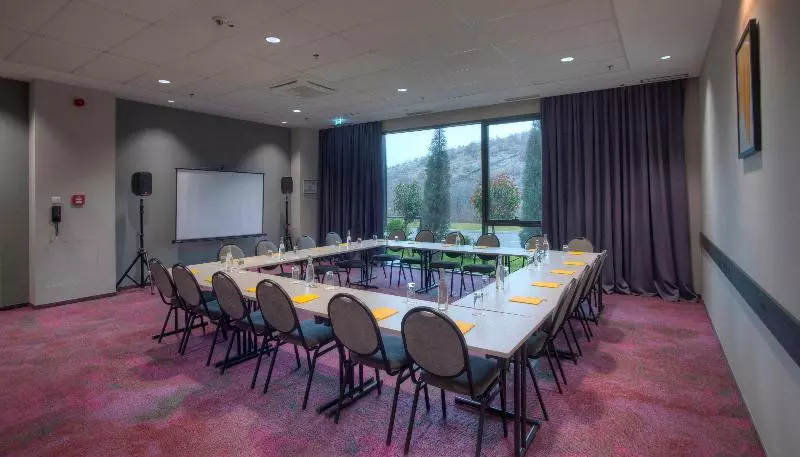 Fotos del hotel Voco  Podgorica, An Ihg:  3