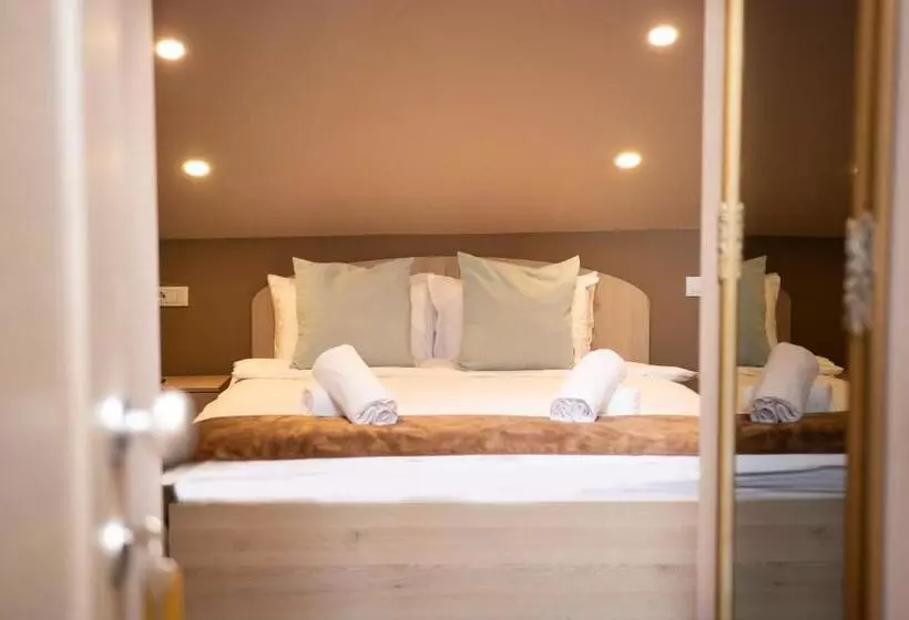 Skadarlija Suites