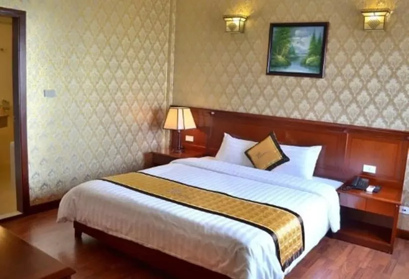 Fotos del hotel Crown:  3