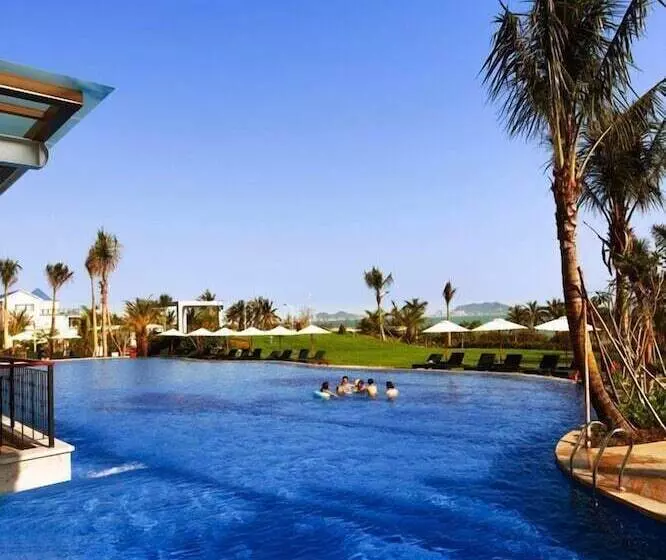Fotos del hotel Sanya Seacube Holiday:  4