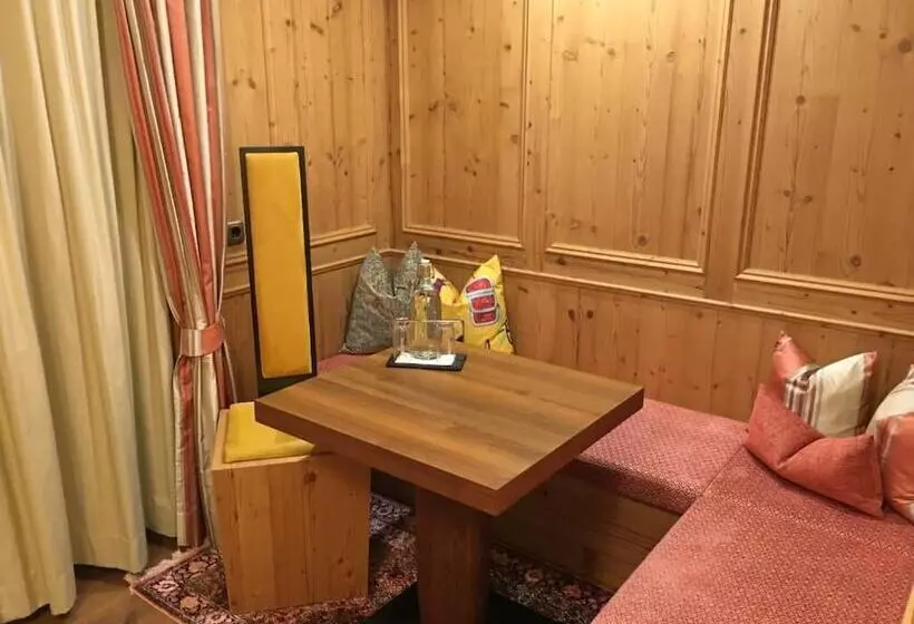 Alpin Hotel Garni Eder - Private Living