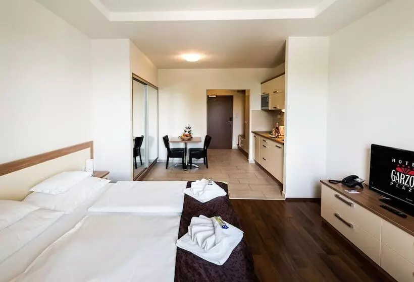 Fotos del hotel Garzon Plaza:  20