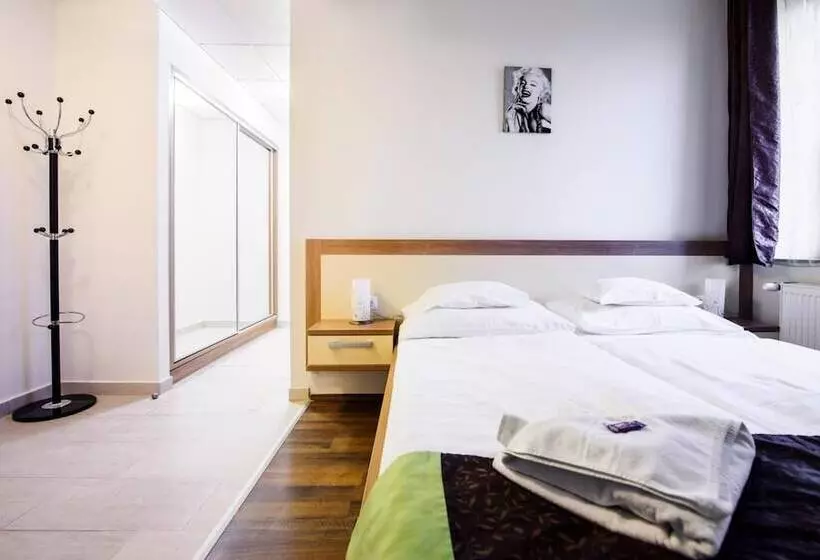 Fotos del hotel Garzon Plaza:  14