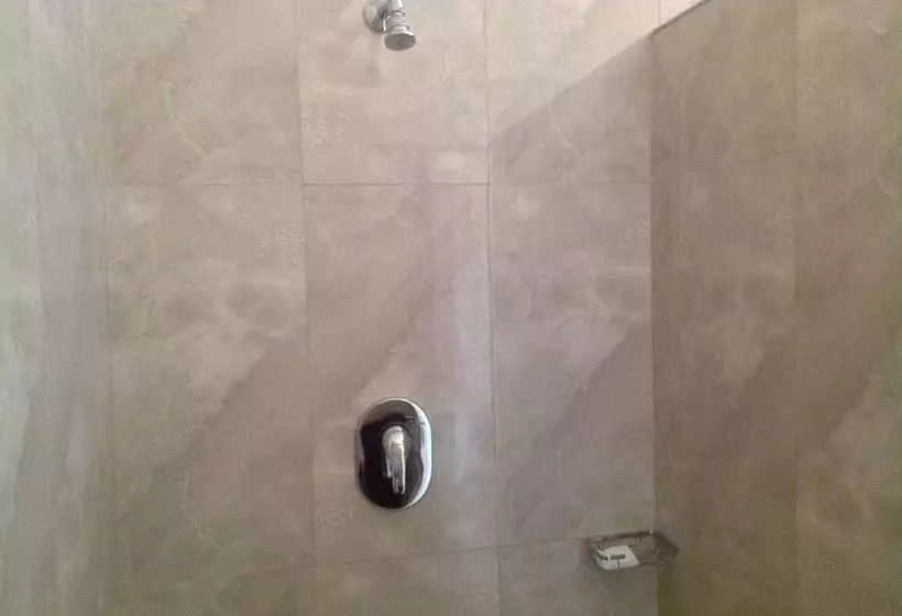 Fotos del hotel Cypress Executive Lodge:  15