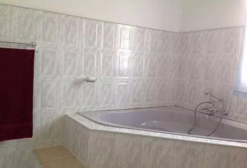 Fotos del hotel Cypress Executive Lodge:  10