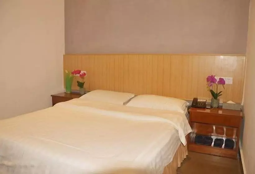 Yimi Hotel Changshou Metro Branch