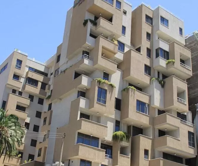 Fotos del hotel Momona:  17