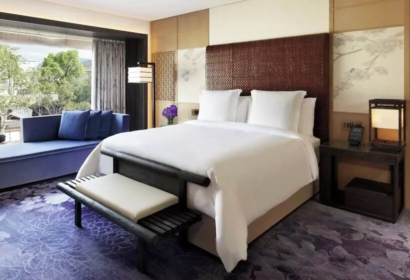 Four Seasons  Kyoto