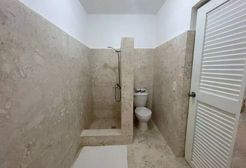 Fotos del hotel Solaz Boutique:  8