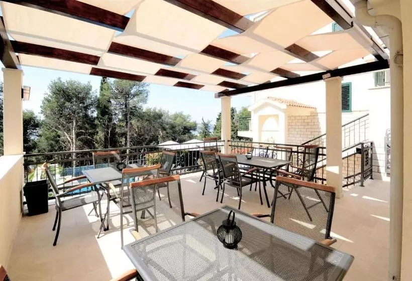 Fotos del hotel Villa Fani:  5