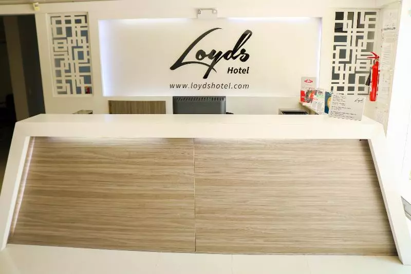 Loyds