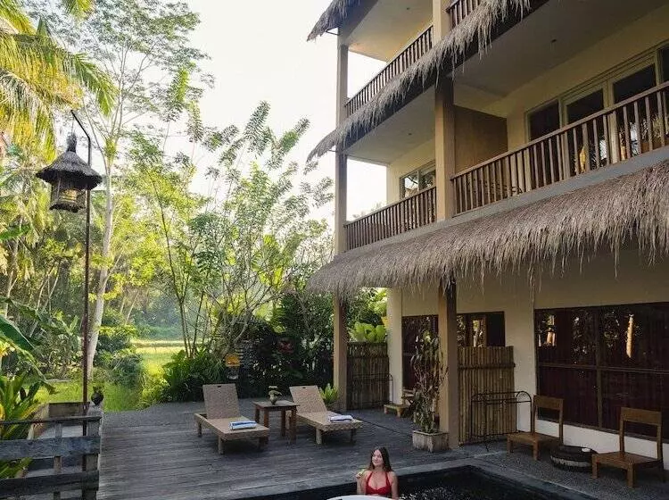 Fotos del hotel Alam Sembuwuk Resort:  11