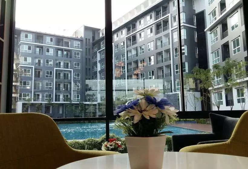 Fotos del hotel The Change Suites Korat:  13
