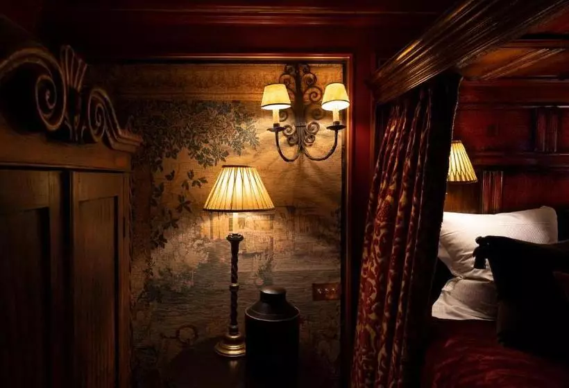 The Witchery By The Castle