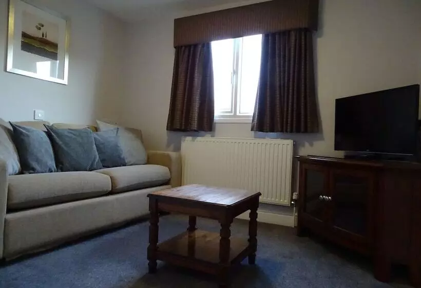 Fotos del hotel The Beeches  & Leisure Club:  17