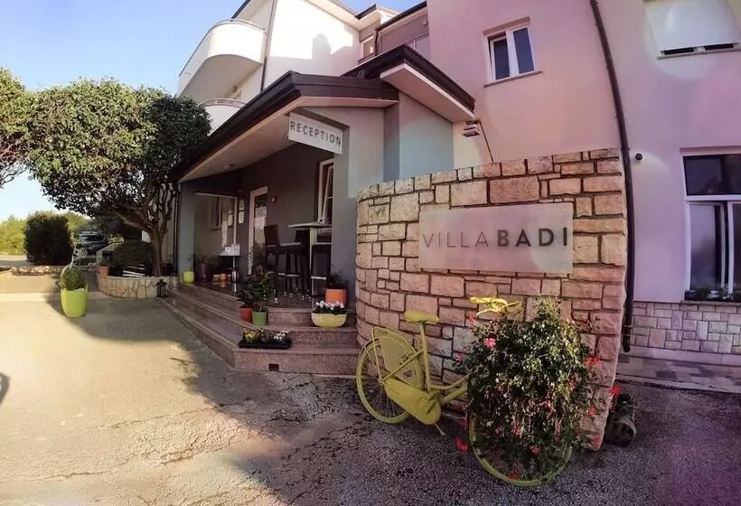 Fotos del hotel Villa Badi:  3