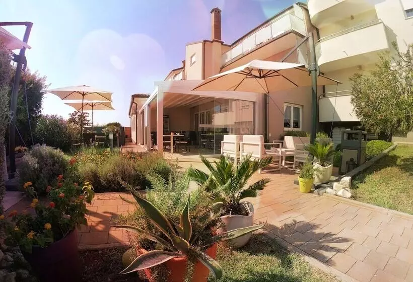 Fotos del hotel Villa Badi:  11