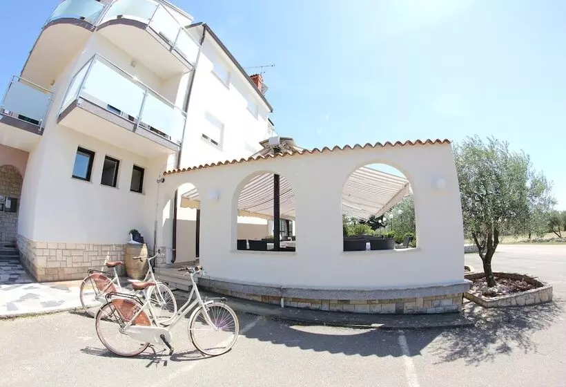 Fotos del hotel Villa Badi:  23