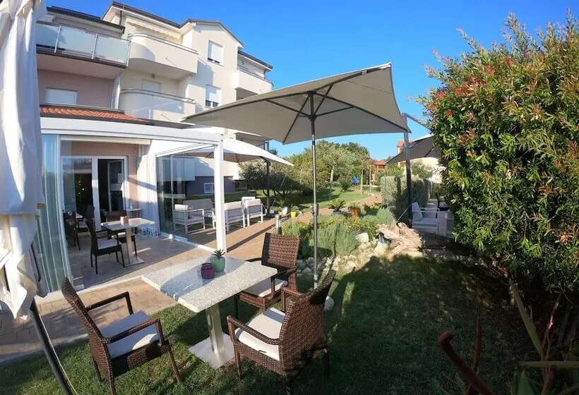 Fotos del hotel Villa Badi:  4