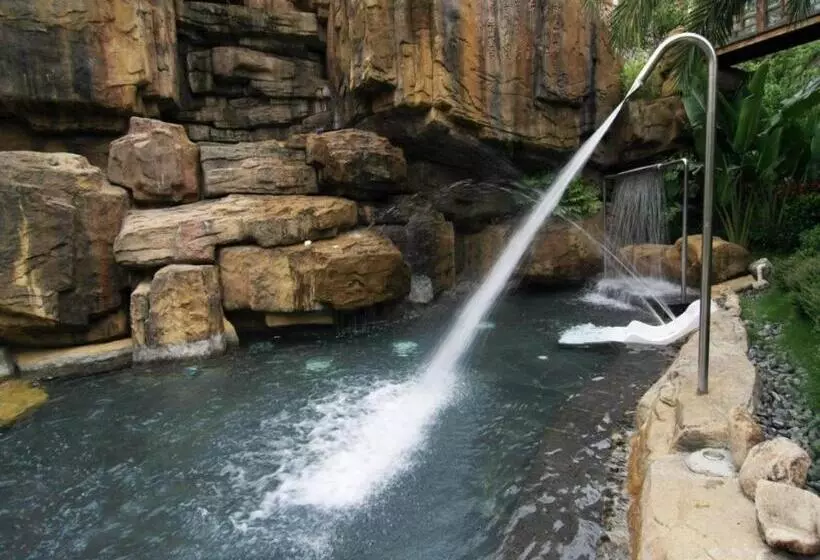Fotos del hotel Chuanjie Hot Spring And Golf Club:  8