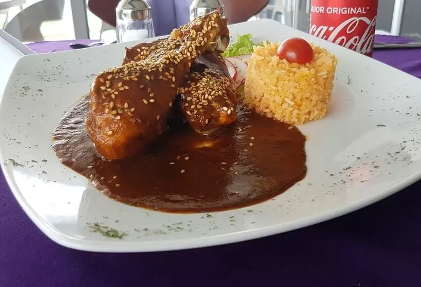 Fotos del hotel La Quinta By Wyndham San Jose Chiapa Puebla:  3