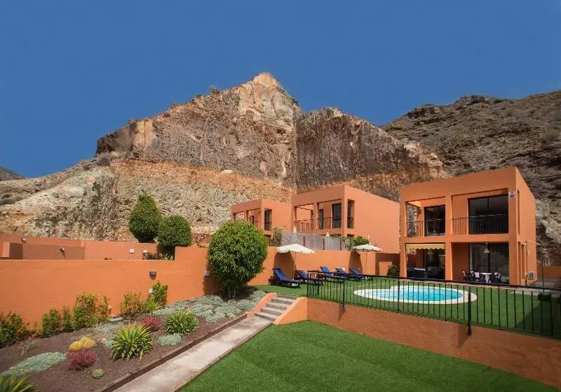 Fotos del hotel Villas de Tauro:  4