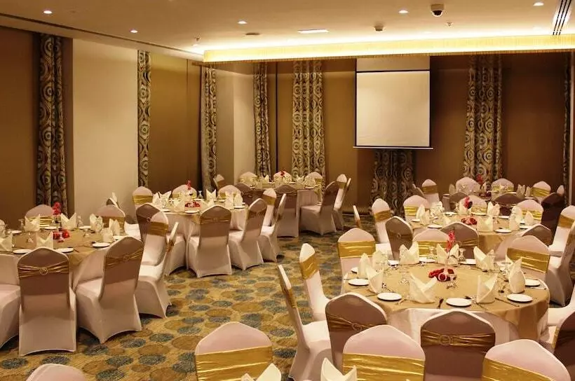 Fotos del hotel Best Western Plus Pearl Creek:  104