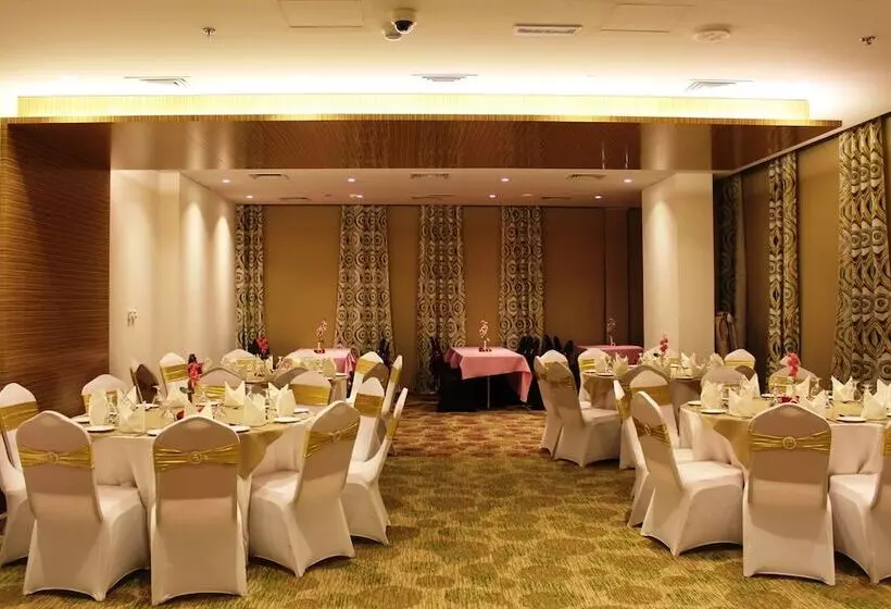 Fotos del hotel Best Western Plus Pearl Creek:  105