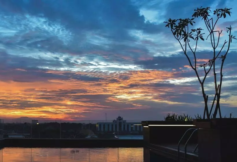 Fotos del hotel Golden Tulip Essential Tangerang:  7