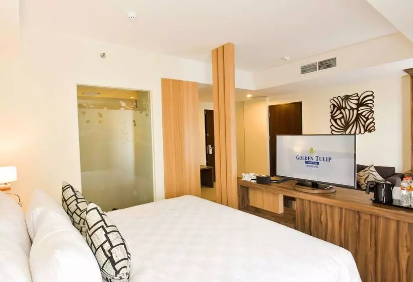Fotos del hotel Golden Tulip Essential Tangerang:  13
