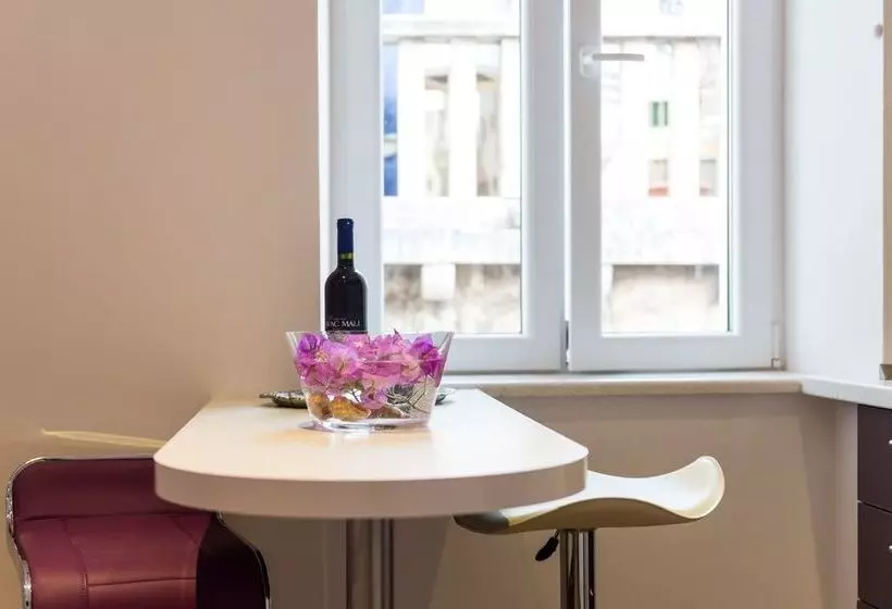 Fotos del hotel Apartments Raic:  4