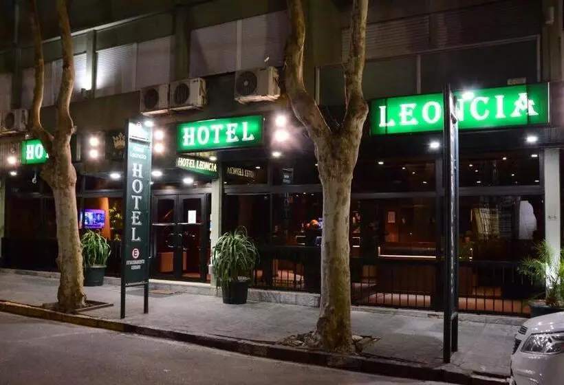 Fotos del hotel Leoncia:  10